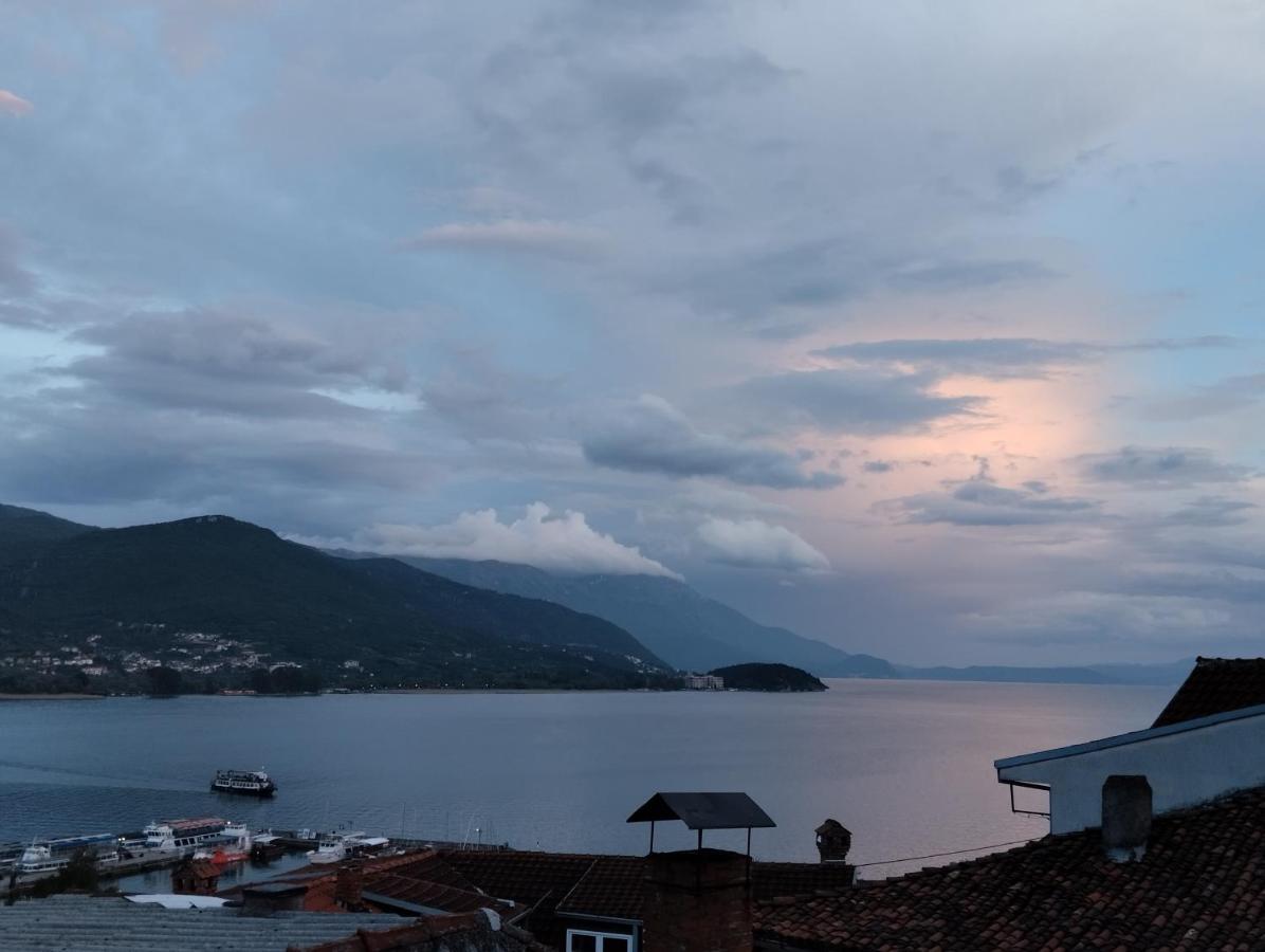 Bibi Apartments Ohrid Esterno foto